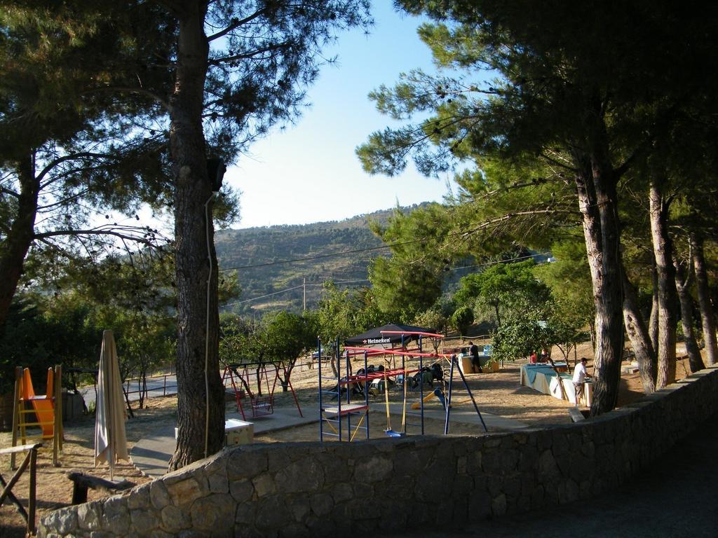 Casale Drinzi Villa Collesano Kültér fotó