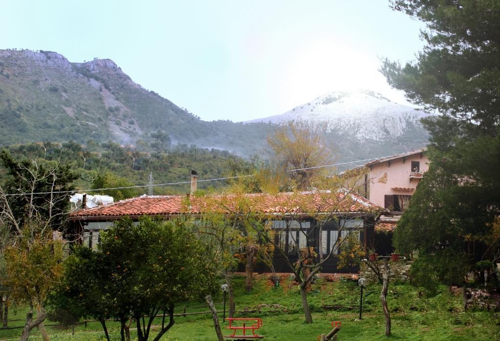 Casale Drinzi Villa Collesano Szoba fotó